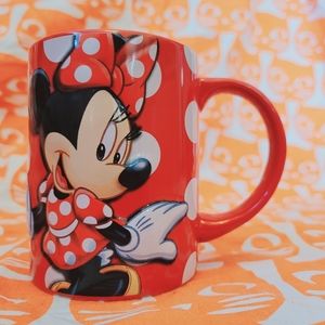 Disney Mini Mouse Jerry Leigh Mug. Textured and so darn cute! It's all about me!